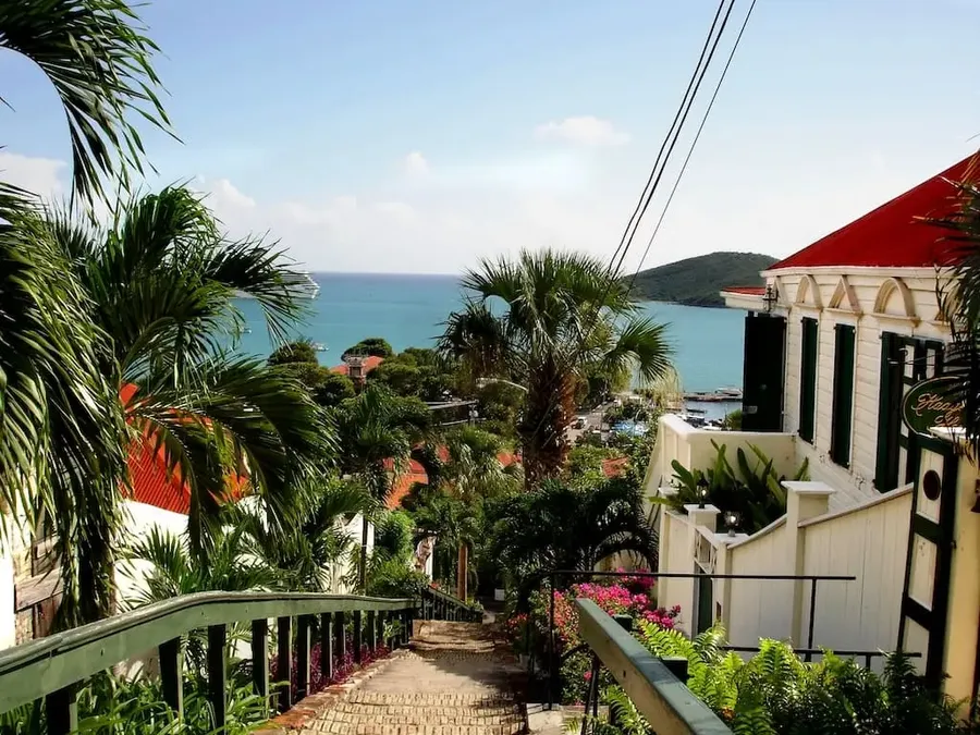 99 Steps, Charlotte Amalie