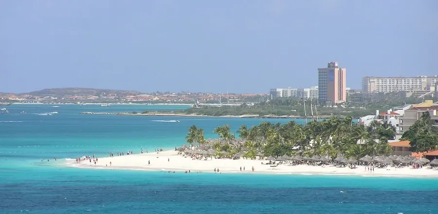 Eagles Beach, Oranjestad