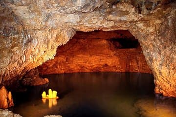 Cueva de Harrison y Tour de ron gay de Mount
