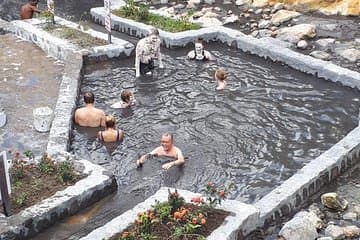 Tour por baños de barro rejuvenecedores de Sulphur Springs en Santa Lucía