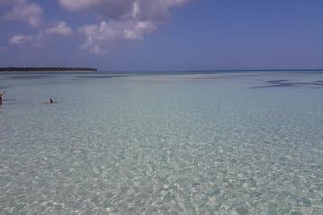 Luxury Reef and Nylon Pool Adventure