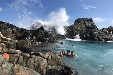 Balade à cheval à la piscine naturelle du parc national d'Arikok
