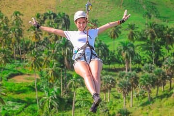Punta Cana Aventure de tyrolienne avec des bugies et de l'équitation