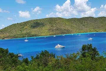 Passeio Turístico pela Ilha St John