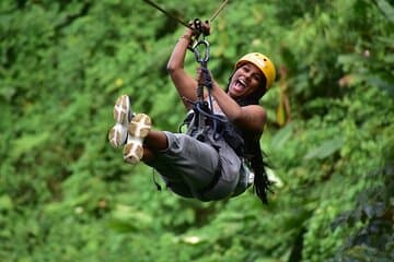 Arenal Volcano Canopy Tour, 50 metri Rappeling e Hot Springs
