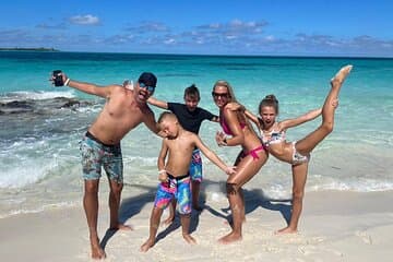 Private Rose Island, Porcos nadadores, snorkeling e tartarugas