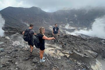 Caminata por el volcán La Soufrière, San Vicente y las Granadinas