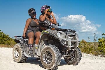 Aventura de quadriciclo de 3 horas em Providenciales