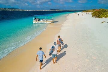 Watertaxi a Klein Bonaire en la playa de No Name