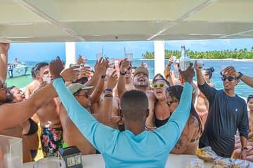 Barca da festa a Punta Cana (solo adulti)