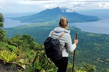 Ometepe trekking - Volcano Concepcion By Happy Tours