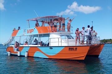 Promenade en bateau fascinante VIP et plongée en apnée dans la baie de Sosua