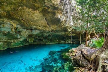 Excursão guiada pelas Ruínas de Tulum e Cenote, a partir de Cancún