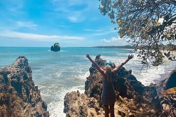 Joyas ocultas y cascada de Puerto Viejo