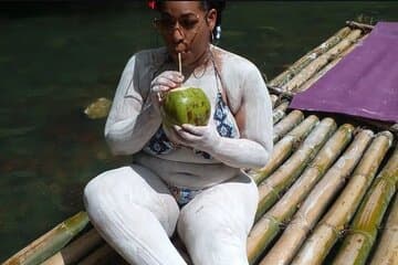 Jamaica Bamboo Rafting Experience mit Kalksteinmassage