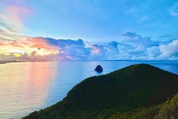 L'Aube des Sommets : Caminhadas e pequeno-almoço em frente ao sol