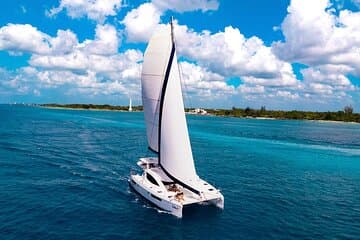 Cozumel Luxury Sailing & Snorkeling avec déjeuner et open bar à bord