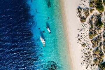 Marine Park - Private Boat charter with LOCAL Captain/ Guide 