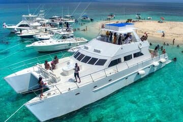 Cruzeiro Kingston Harbour e cruzeiro Sunday Beach