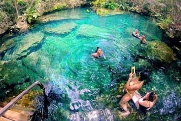 Tour a la laguna azul con crucero en catamarán y snorkel