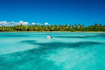 Paquete turístico en catamarán por la isla Catalina de Punta Cana