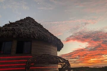 Fiesta de la cena Maya Sunset