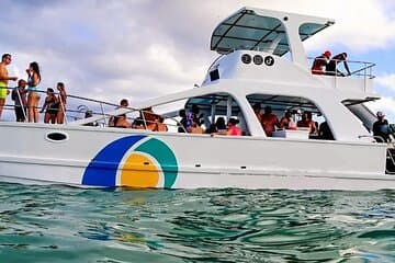 Tour in barca a Bávaro Snorkeling piscina naturale e divertimento