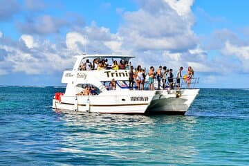 Barco de festa exclusivo de Hip Hop Punta Cana com bar aberto *somente para adultos
