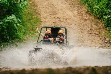 Punta Cana Aventure de tyrolienne avec des bugies et de l'équitation