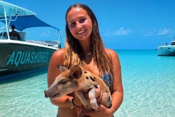 Exuma-Motorboottour ab Nassau mit schwimmenden Schweinen